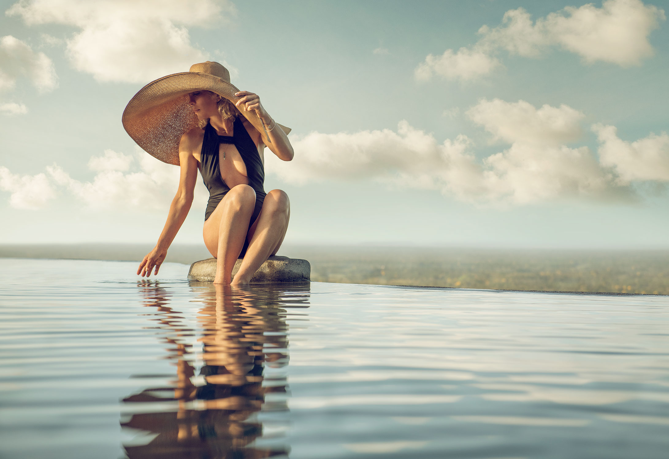 RFPHOTO-ORIGINS-LIFESTYLE-POOL-3Web